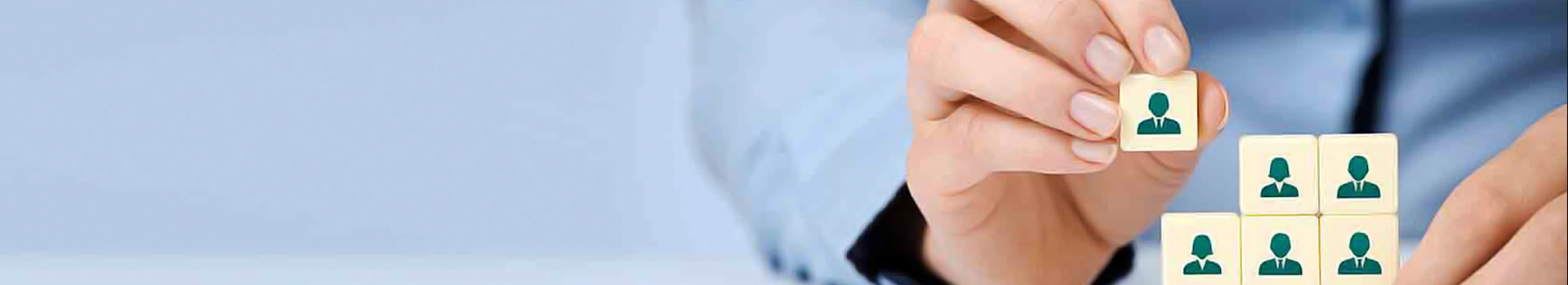 優(yōu)秀的人才成就偉大的企業(yè)。